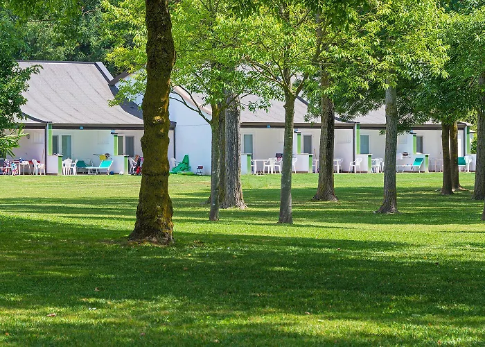 Pra' Delle Torri Village Campsite *