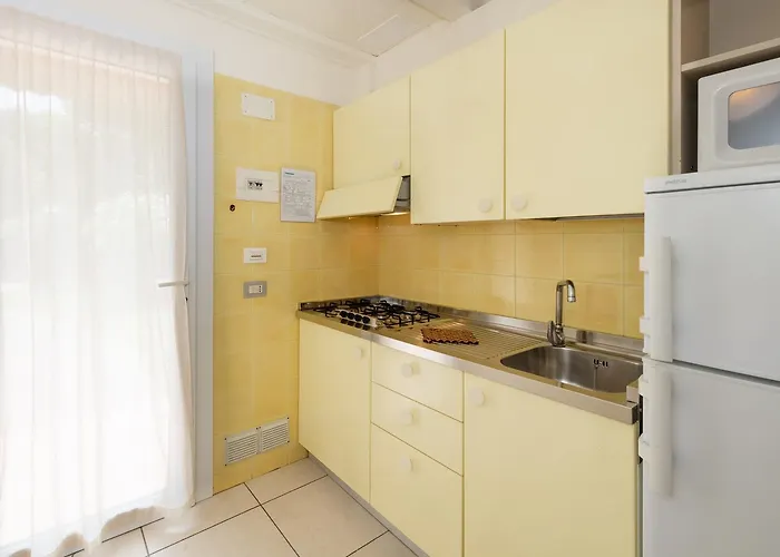 Pra' Delle Torri Village *